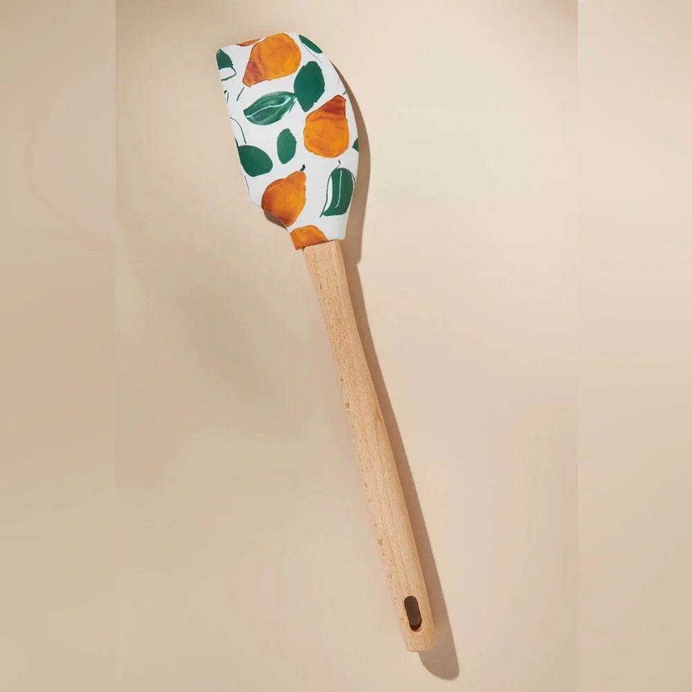 Anthropologie Holly and Pear Oven Mitt and Spatula Set.